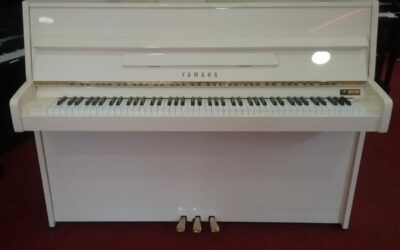 PIANO YAMAHA E110 OCCASION