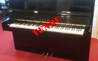 PIANO DROIT TOYO 110
