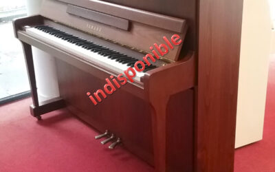 PIANO YAMAHA P116