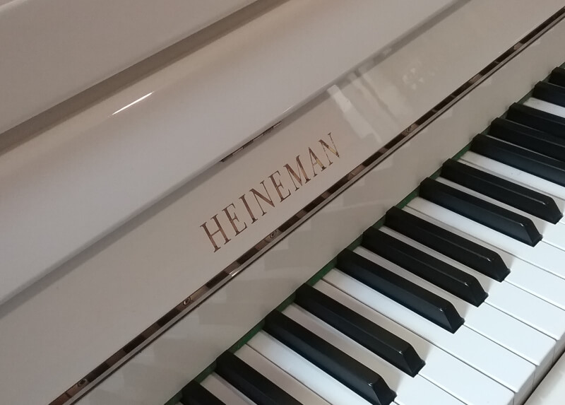 piano tchèque petrof